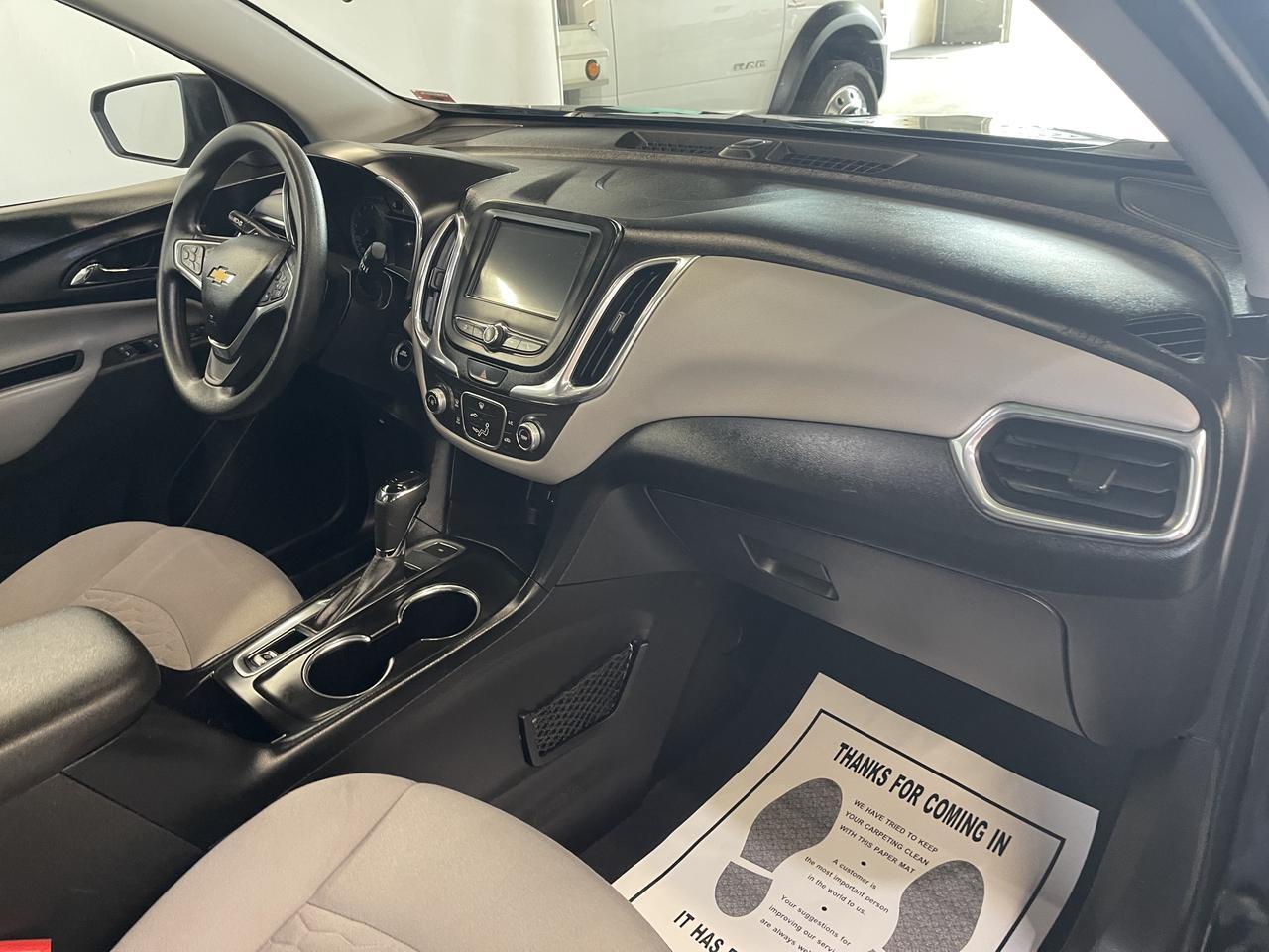 2018 CHEVROLET EQUINOX LS Kansas City MO