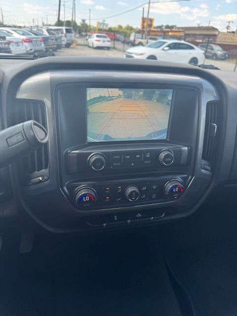 2018 CHEVROLET SILVERADO 1500 LT Grand Prairie TX