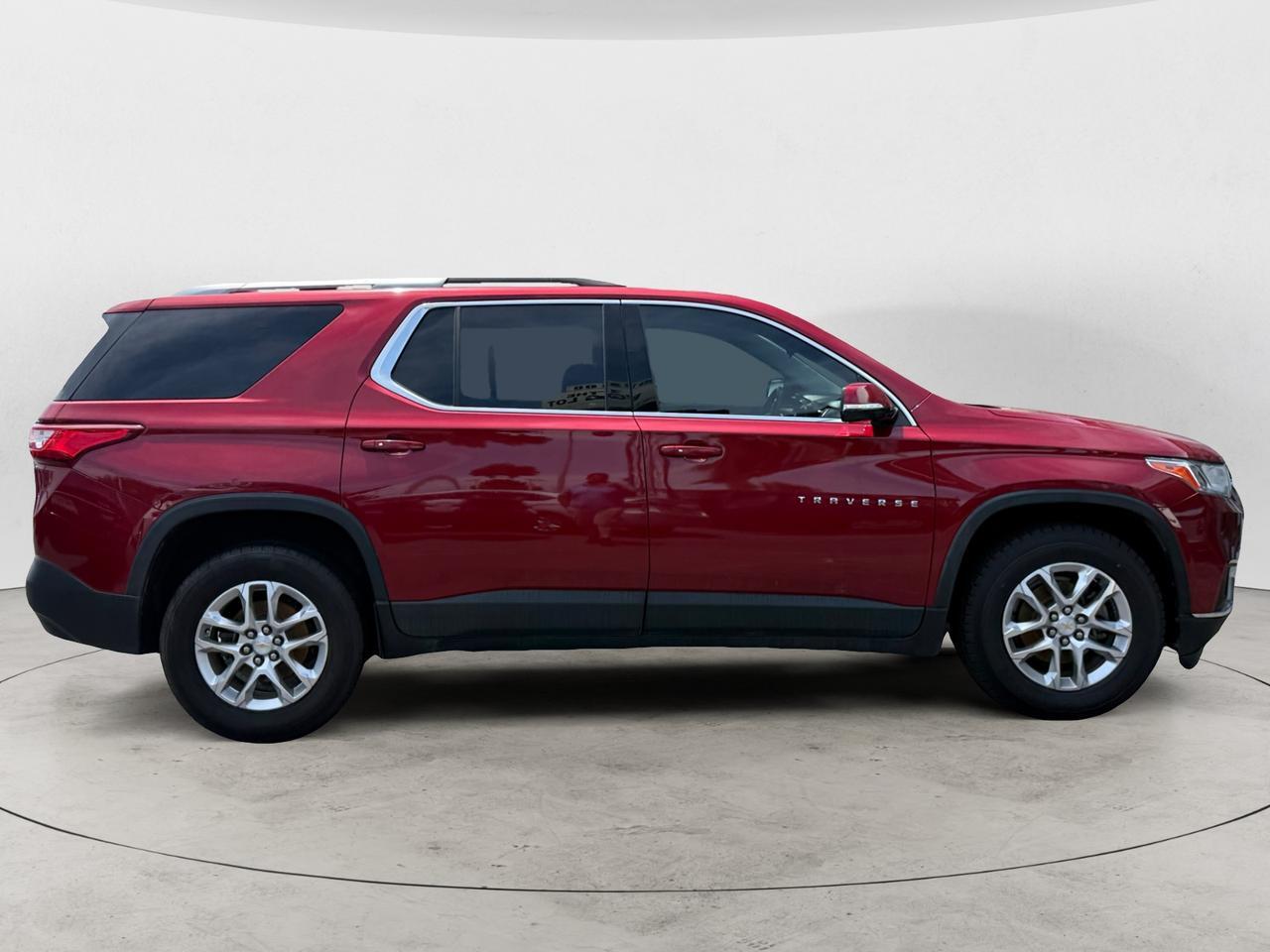 2018 CHEVROLET TRAVERSE LT CLOTH LT Cloth Kansas City MO