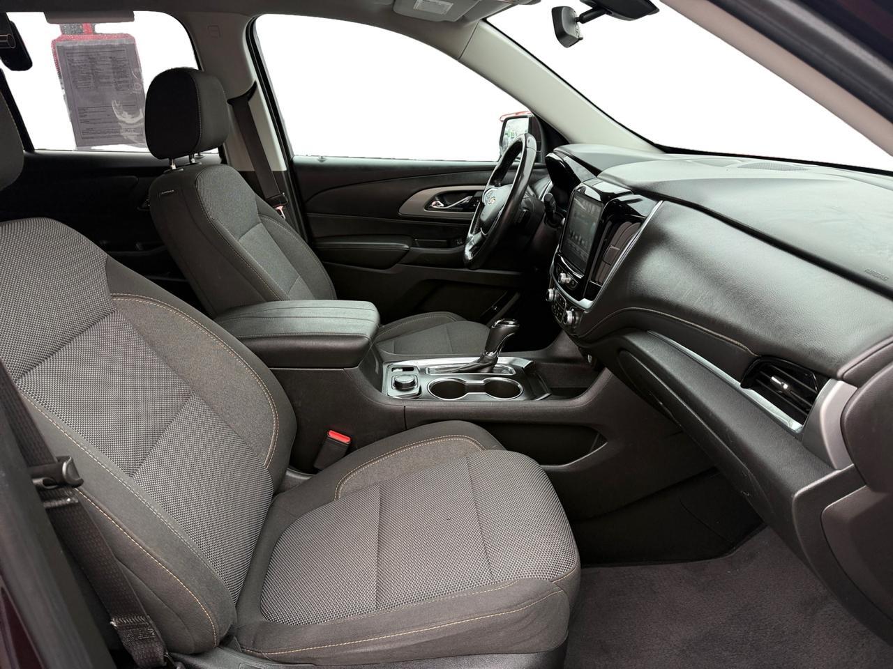 2018 CHEVROLET TRAVERSE LT CLOTH LT Cloth Kansas City MO