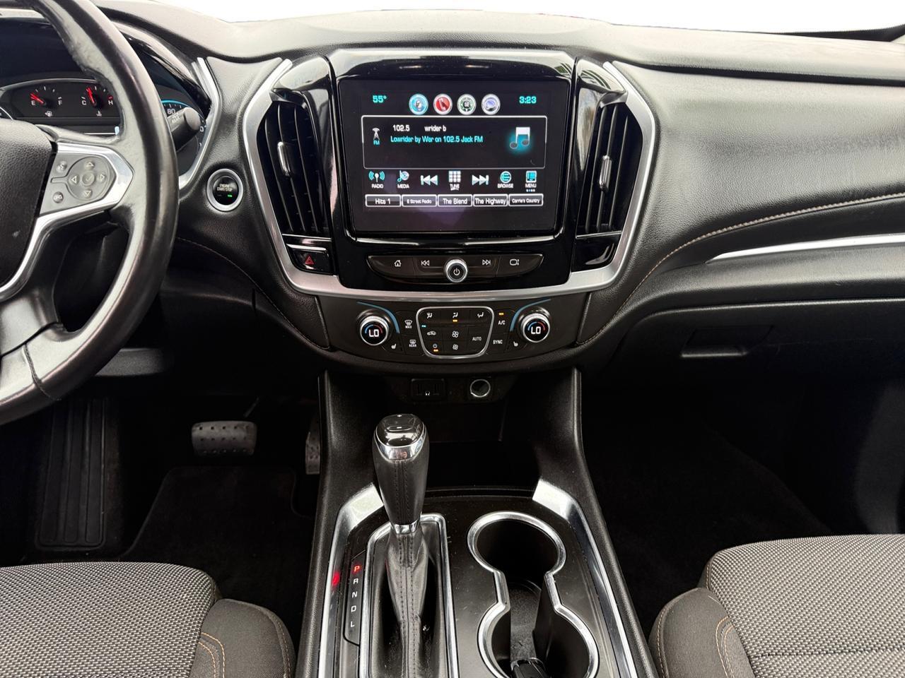 2018 CHEVROLET TRAVERSE LT CLOTH LT Cloth Kansas City MO