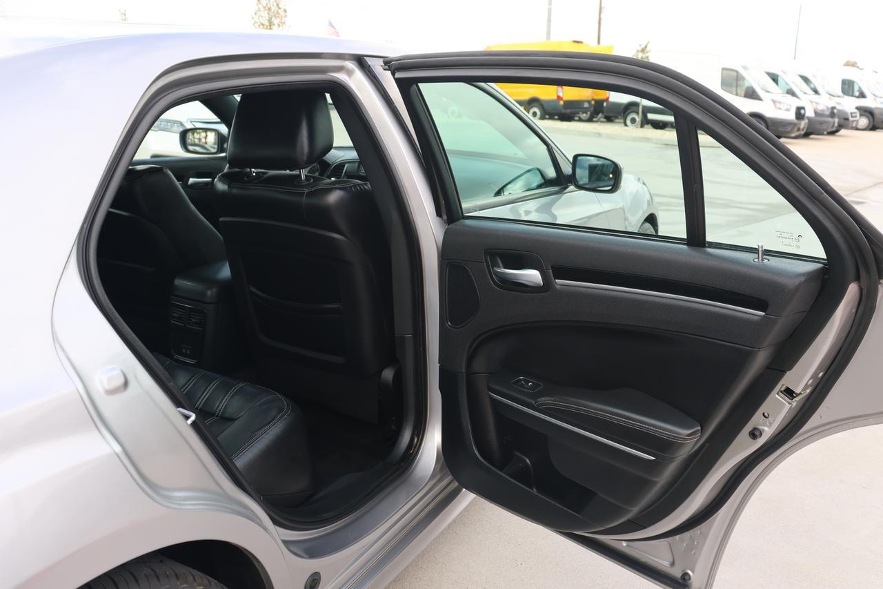 2018 CHRYSLER 300 S Houston TX