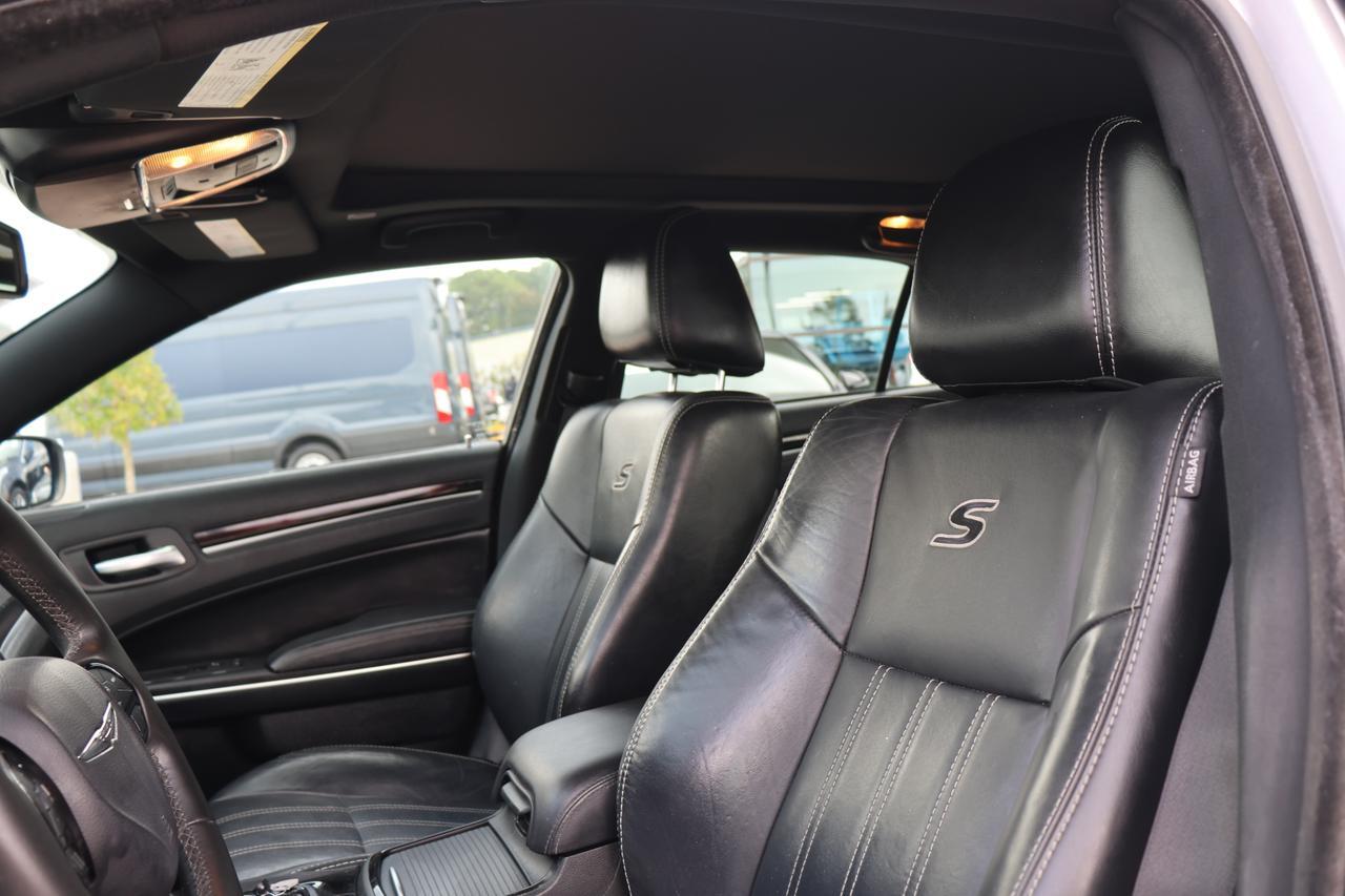 2018 CHRYSLER 300 S Houston TX