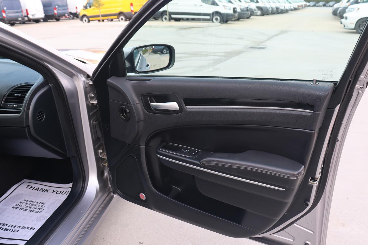 2018 CHRYSLER 300 S Houston TX