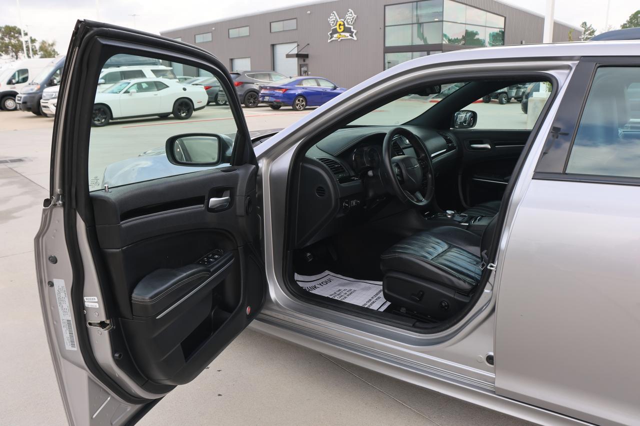 2018 CHRYSLER 300 S Houston TX