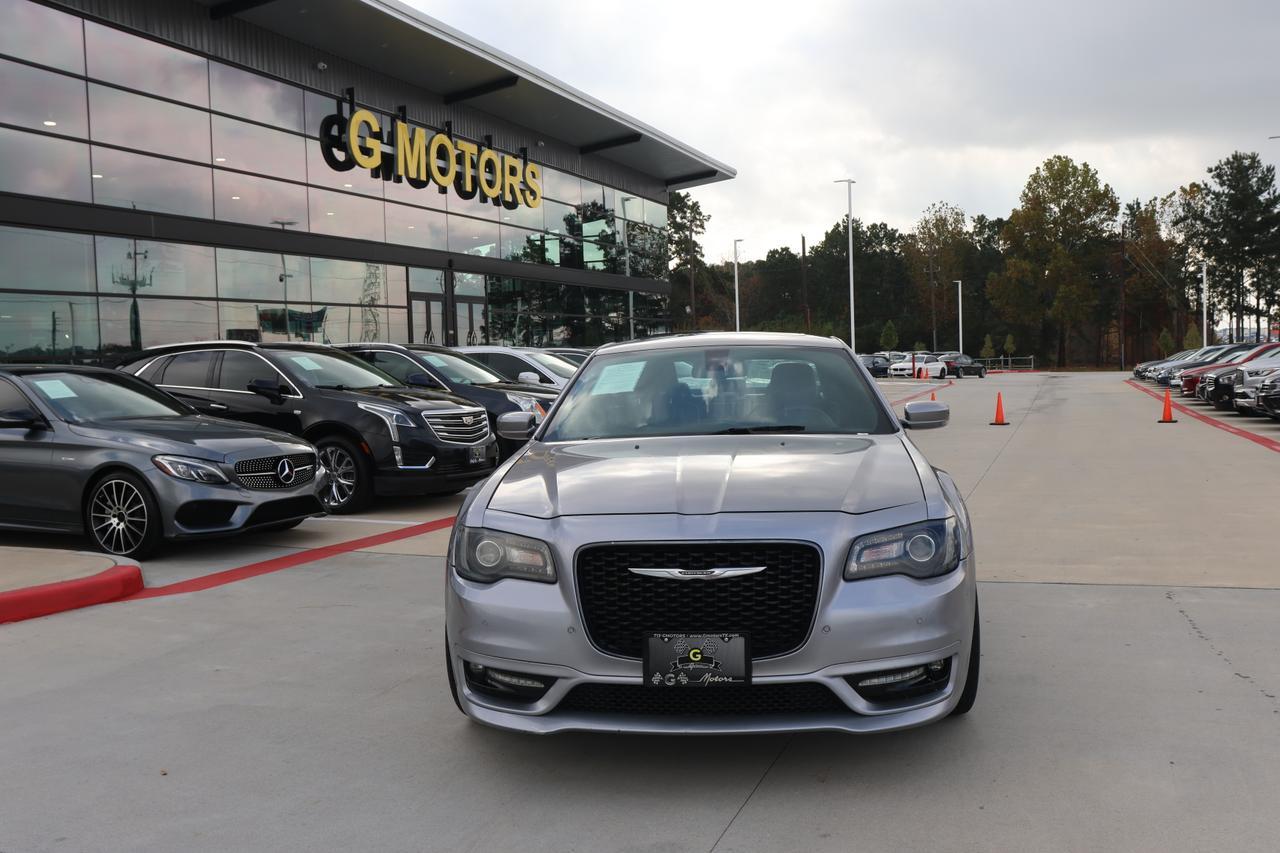 2018 CHRYSLER 300 S Houston TX
