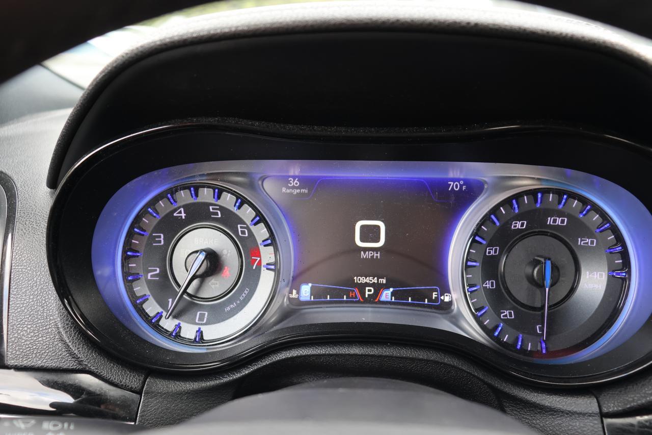 2018 CHRYSLER 300 S Houston TX