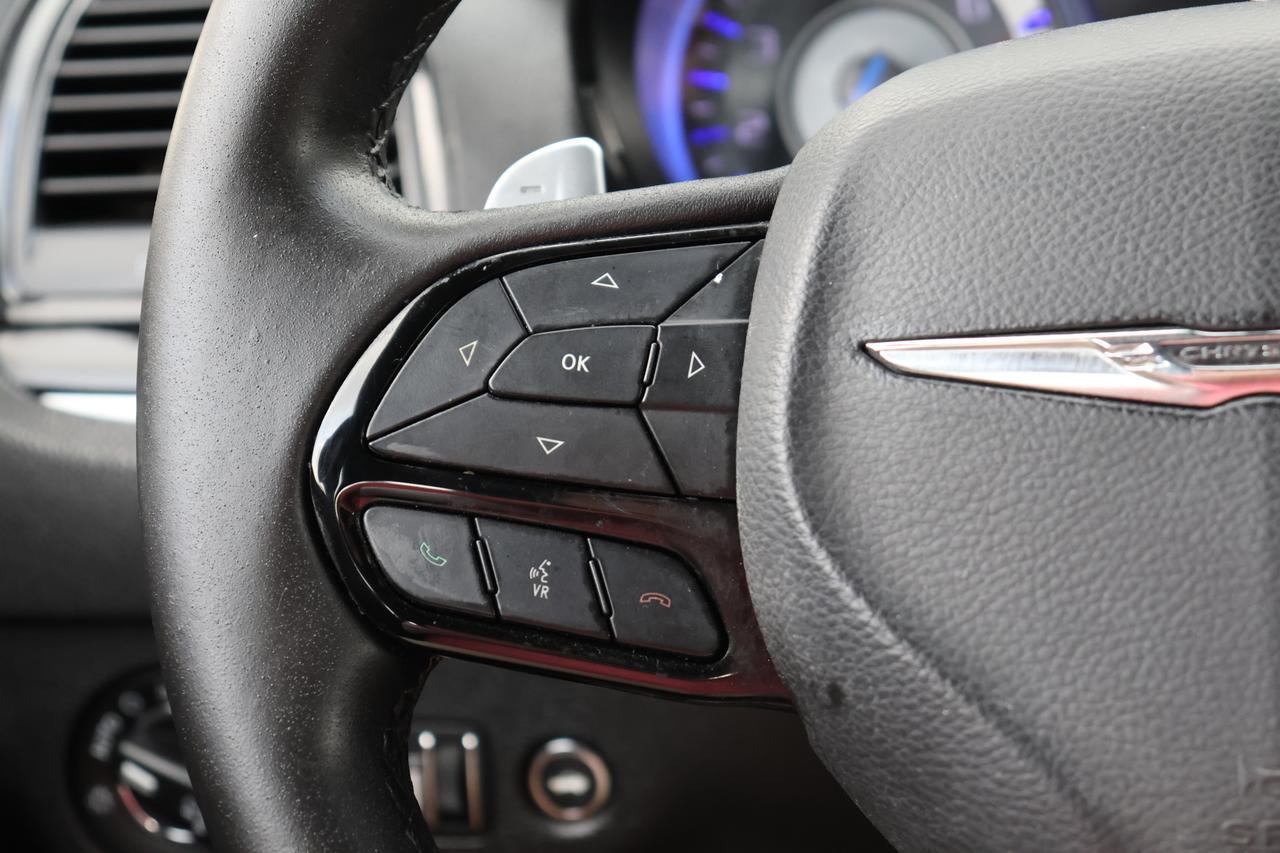 2018 CHRYSLER 300 S Houston TX