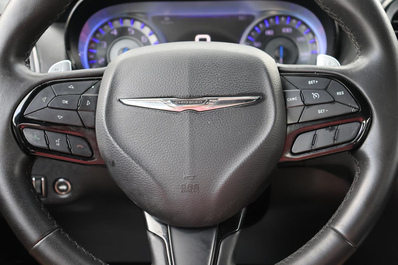 2018 CHRYSLER 300 S Houston TX