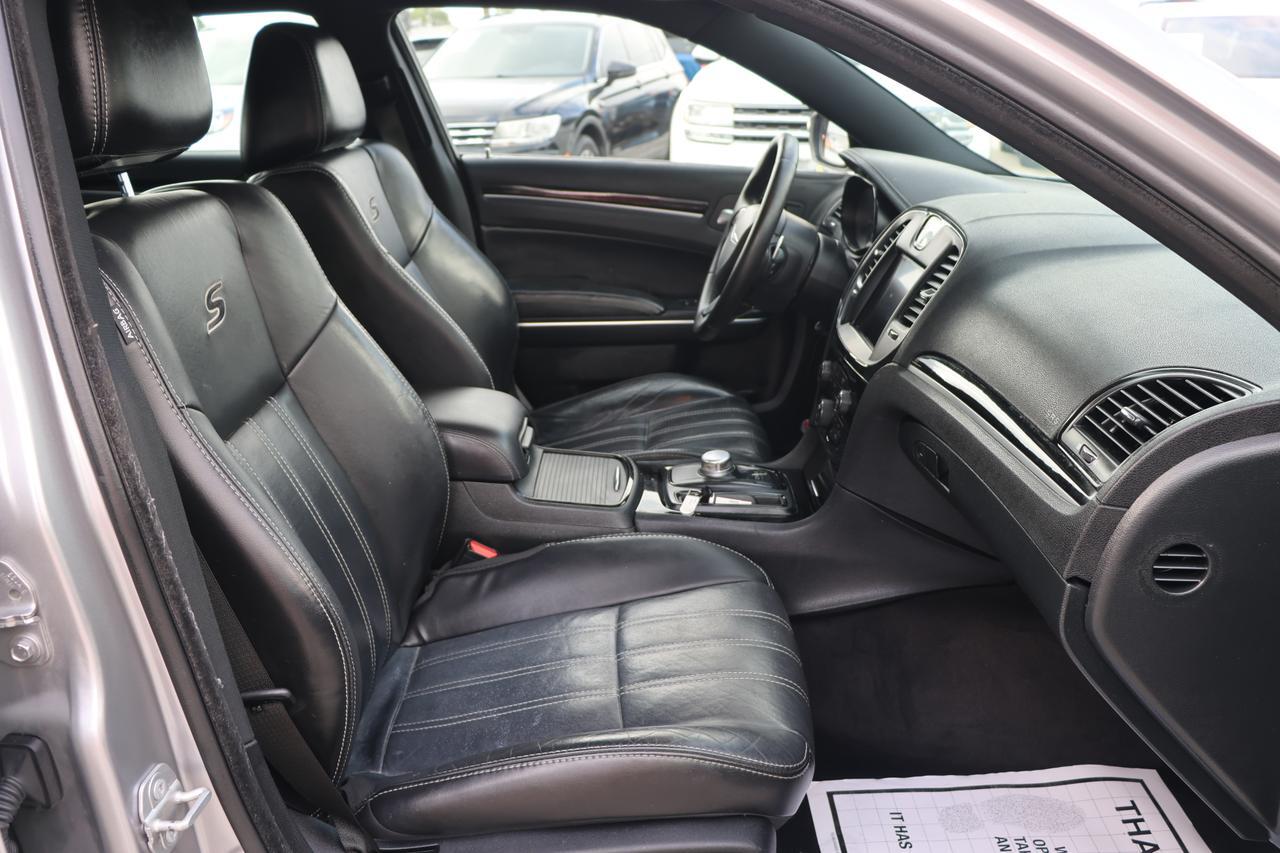 2018 CHRYSLER 300 S Houston TX