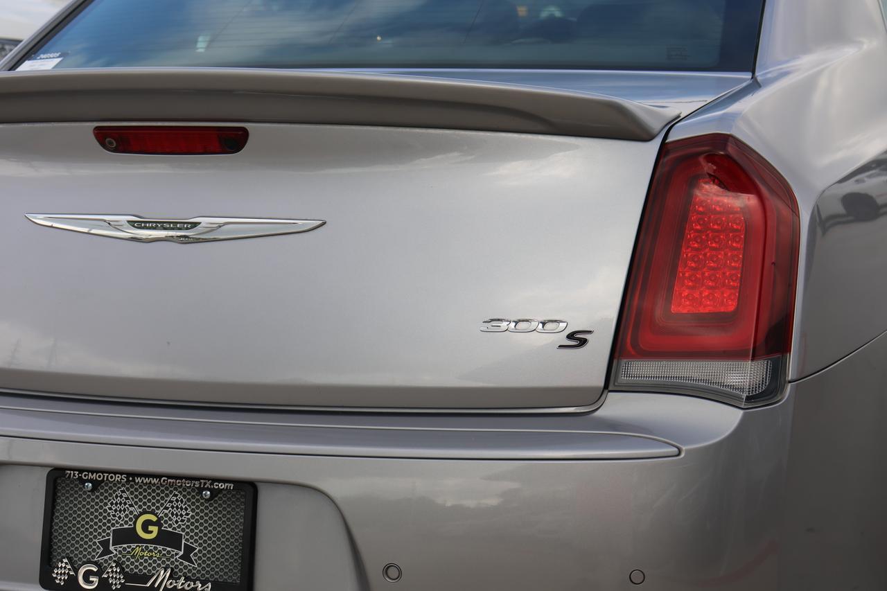 2018 CHRYSLER 300 S Houston TX