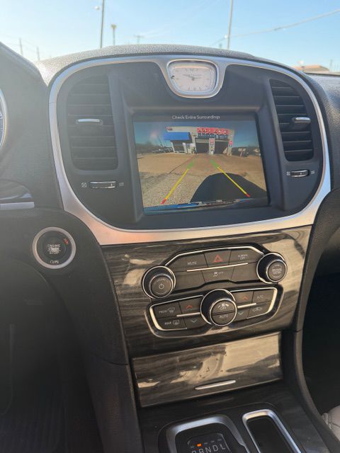 2018 CHRYSLER 300 TOURING Grand Prairie TX