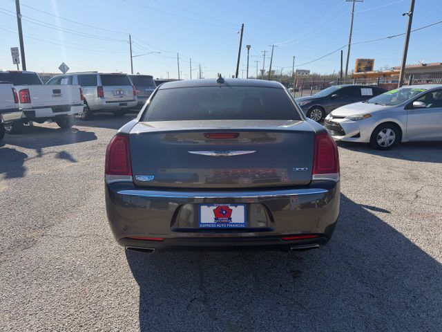 2018 CHRYSLER 300 TOURING Grand Prairie TX