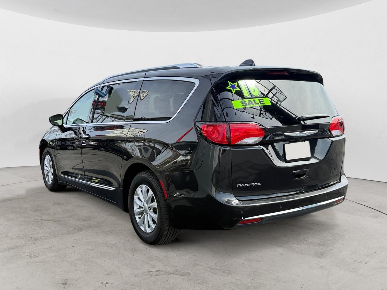 2018 CHRYSLER PACIFICA TOURING L Touring L Kansas City MO