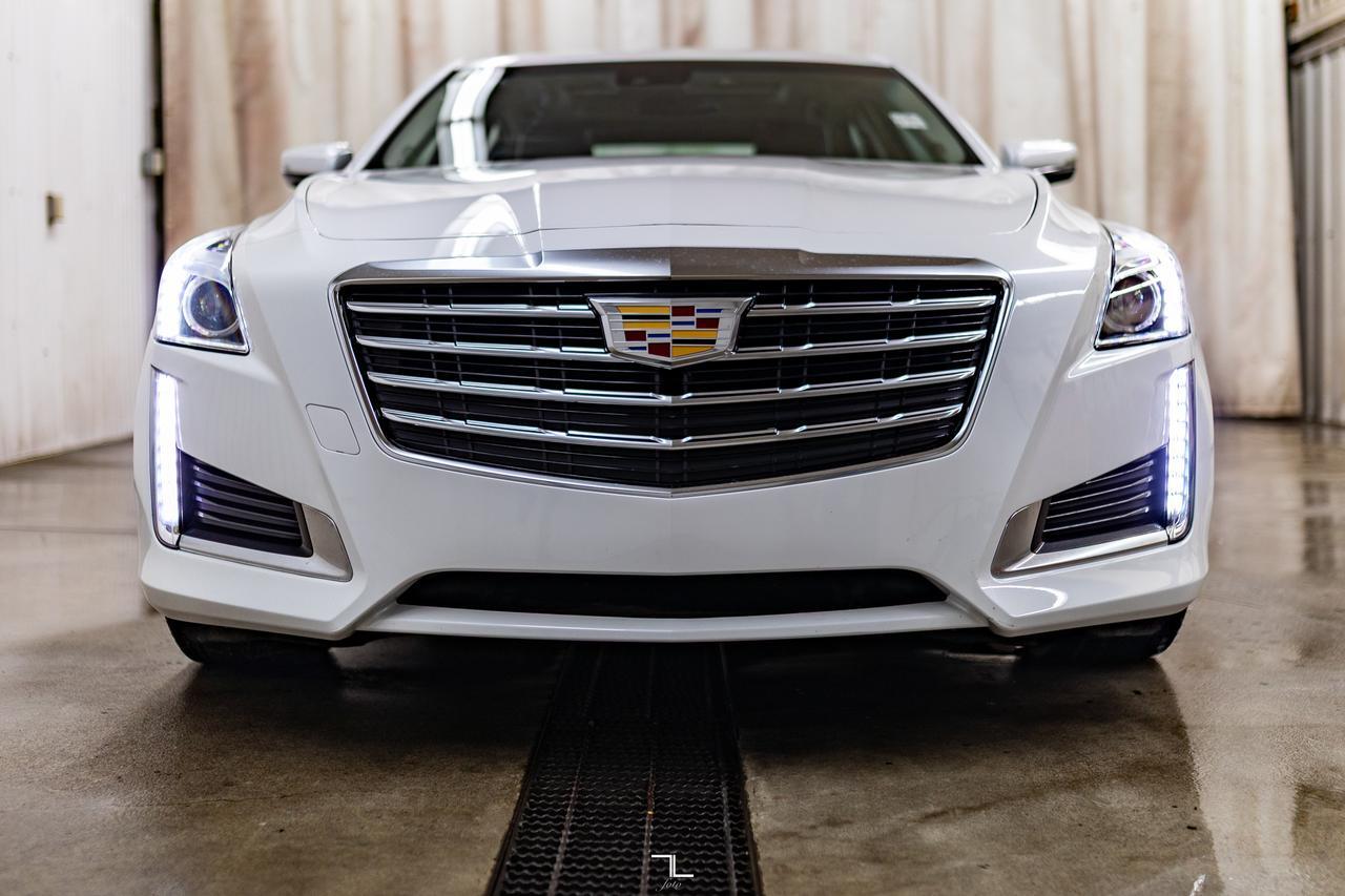 2018 Cadillac CTS AWD Luxury Leather Roof Nav BCam Red Deer AB