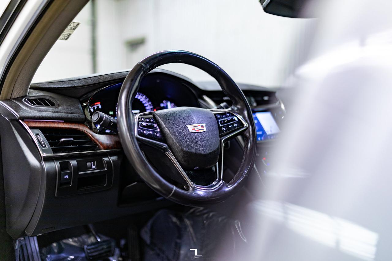 2018 Cadillac CTS AWD Luxury Leather Roof Nav BCam Red Deer AB