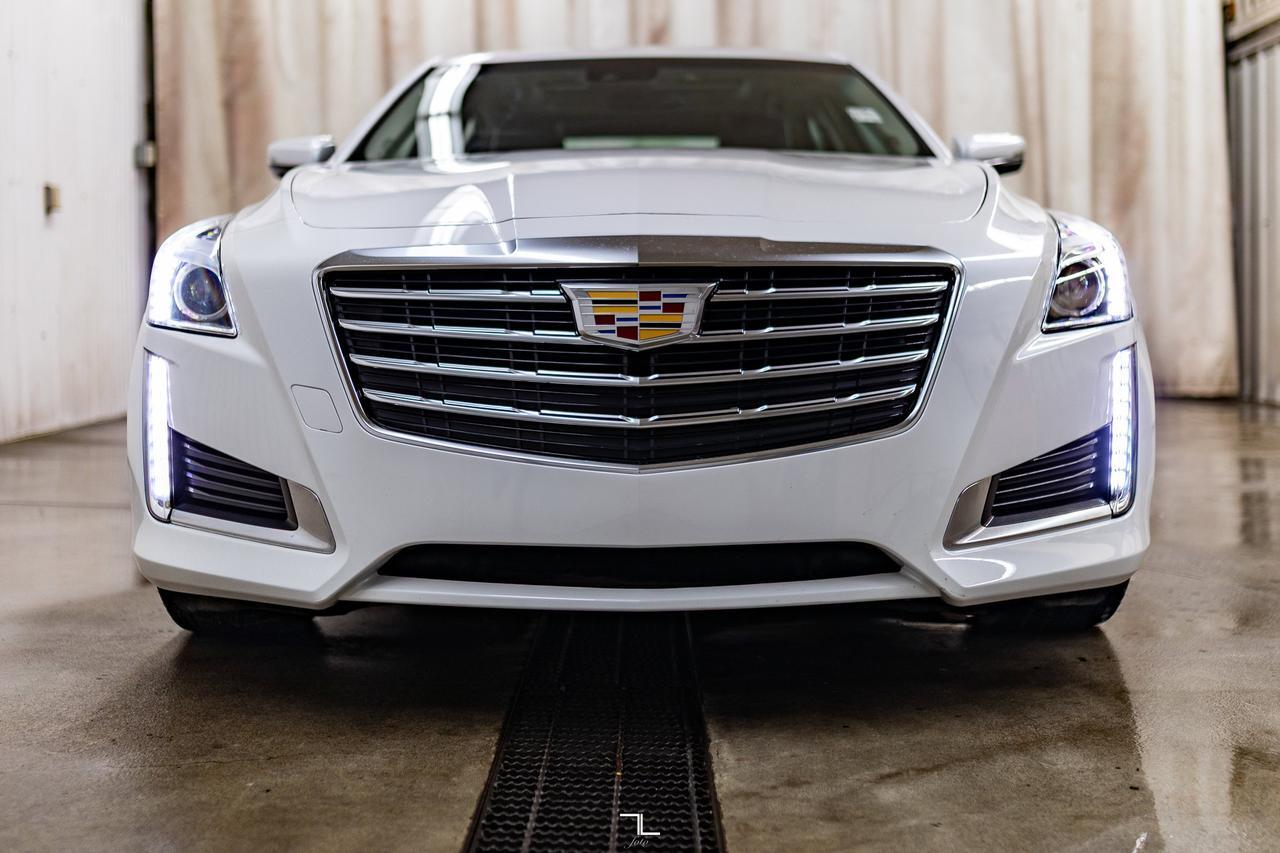 2018 Cadillac CTS AWD Luxury Leather Roof Nav BCam Red Deer AB