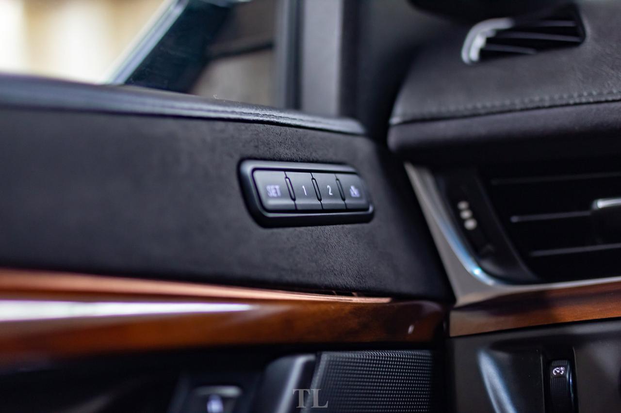 2018 Cadillac Escalade AWD Luxury Leather Roof Nav BCam Red Deer AB