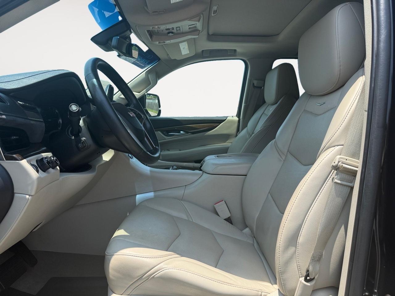 2018 Cadillac Escalade ESV Luxury, HEATED/VENTILATED SEATS, HEATED REAR SEATS, SUNROOF, CAPTAINS CHAIRS, 3RD ROW, BOSE SPEAKERS, UNIVERSAL GARAGE DOOR OPENER, RUNNING BOARDS, TOW PACKAGE, POWER FOLDING MIRRORS, CLEAN CARFAX, ONLY 1 OWNER!