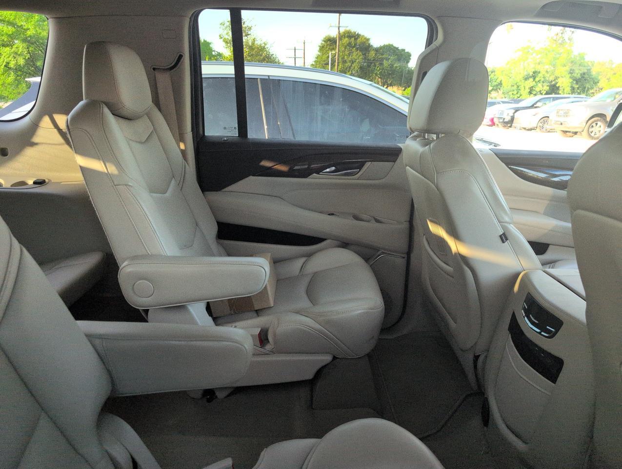 2018 Cadillac Escalade ESV Luxury San Antonio TX