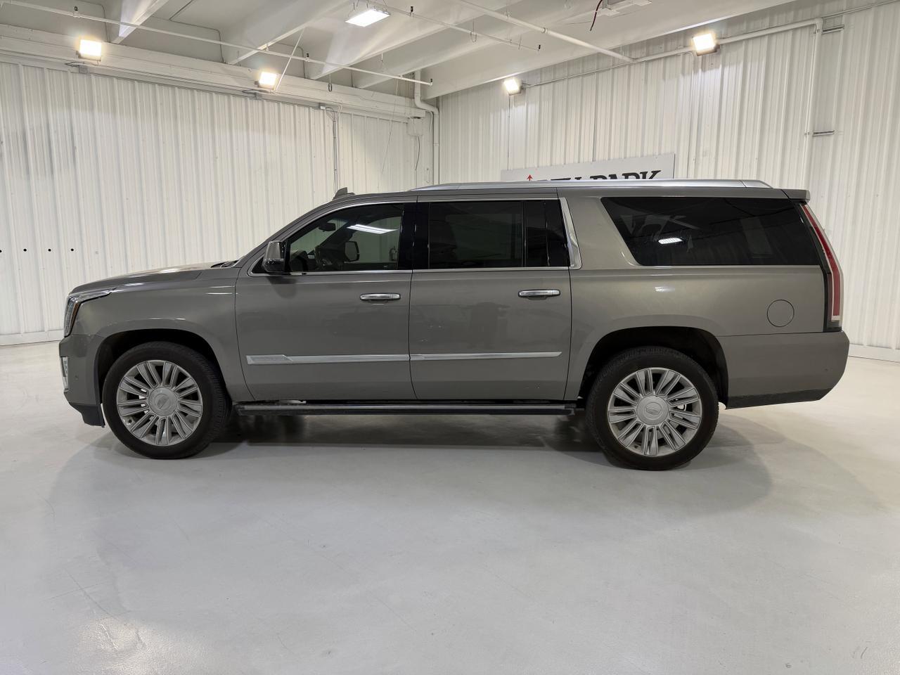 2018 Cadillac Escalade ESV Platinum