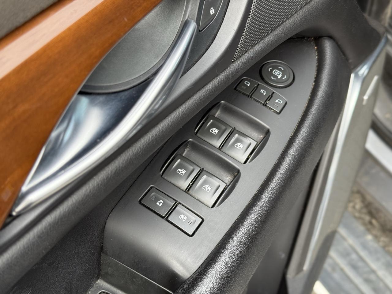 2018 Cadillac Escalade ESV Premium Crestwood KY
