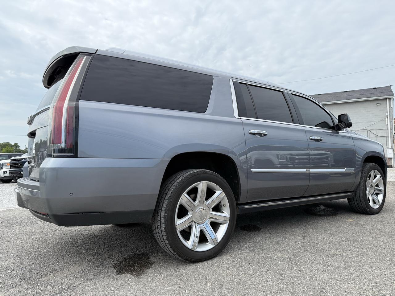 2018 Cadillac Escalade ESV Premium Crestwood KY