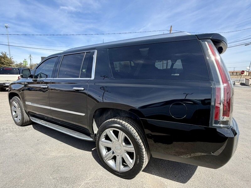 2018 Cadillac Escalade ESV Premium Luxury
