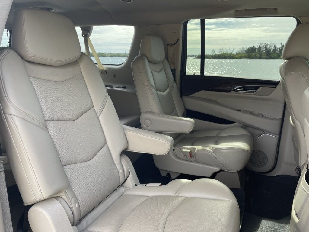 2018 Cadillac Escalade ESV Premium Luxury~CLEAN CARFAX~4X4~ADAPTIVE CRUISE CONTROL~BLIND SPOT WARNING~CHROME ROOF RACK~DRIVER ASSISTANCE PACKAGE~HEATED SEATS~KEYLESS ENTRY~LUXURY PACKAGE~REMOTE ENGINE START~RUNNING BOARDS~TRAILER HITCH Sarasota FL