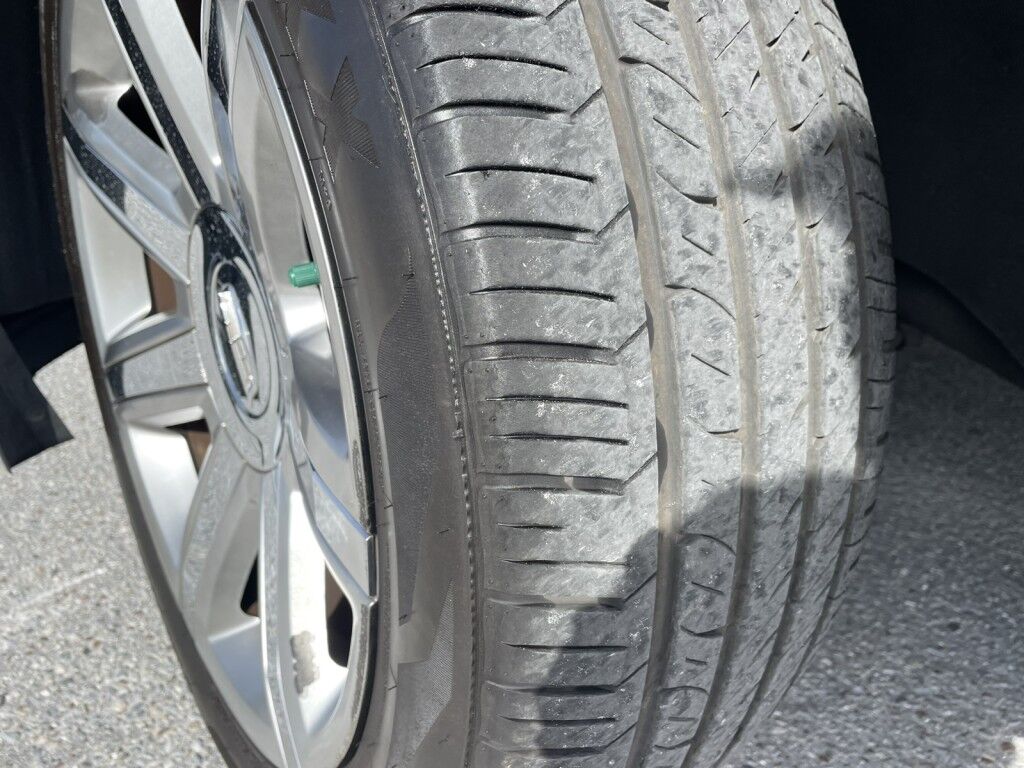 2018 Cadillac Escalade ESV Premium Luxury~CLEAN CARFAX~4X4~ADAPTIVE CRUISE CONTROL~BLIND SPOT WARNING~CHROME ROOF RACK~DRIVER ASSISTANCE PACKAGE~HEATED SEATS~KEYLESS ENTRY~LUXURY PACKAGE~REMOTE ENGINE START~RUNNING BOARDS~TRAILER HITCH Sarasota FL