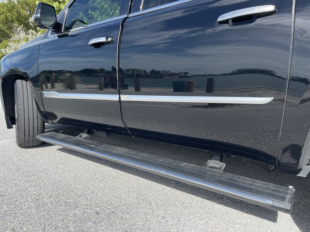 2018 Cadillac Escalade ESV Premium Luxury~CLEAN CARFAX~4X4~ADAPTIVE CRUISE CONTROL~BLIND SPOT WARNING~CHROME ROOF RACK~DRIVER ASSISTANCE PACKAGE~HEATED SEATS~KEYLESS ENTRY~LUXURY PACKAGE~REMOTE ENGINE START~RUNNING BOARDS~TRAILER HITCH Sarasota FL