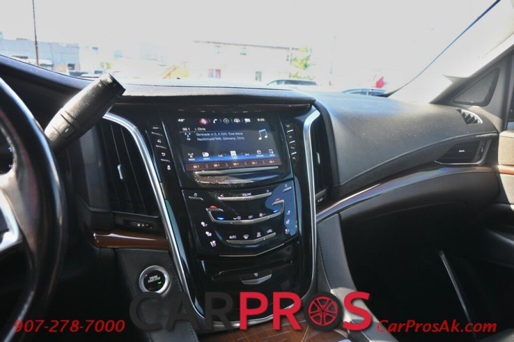 2018 Cadillac Escalade Luxury - 6.2L V8 - 4X4 - Heated & Cooled Leather Seats - 2nd Row Anchorage AK
