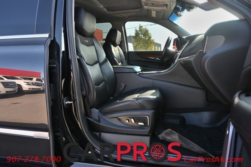2018 Cadillac Escalade Luxury - 6.2L V8 - 4X4 - Heated & Cooled Leather Seats - 2nd Row Anchorage AK