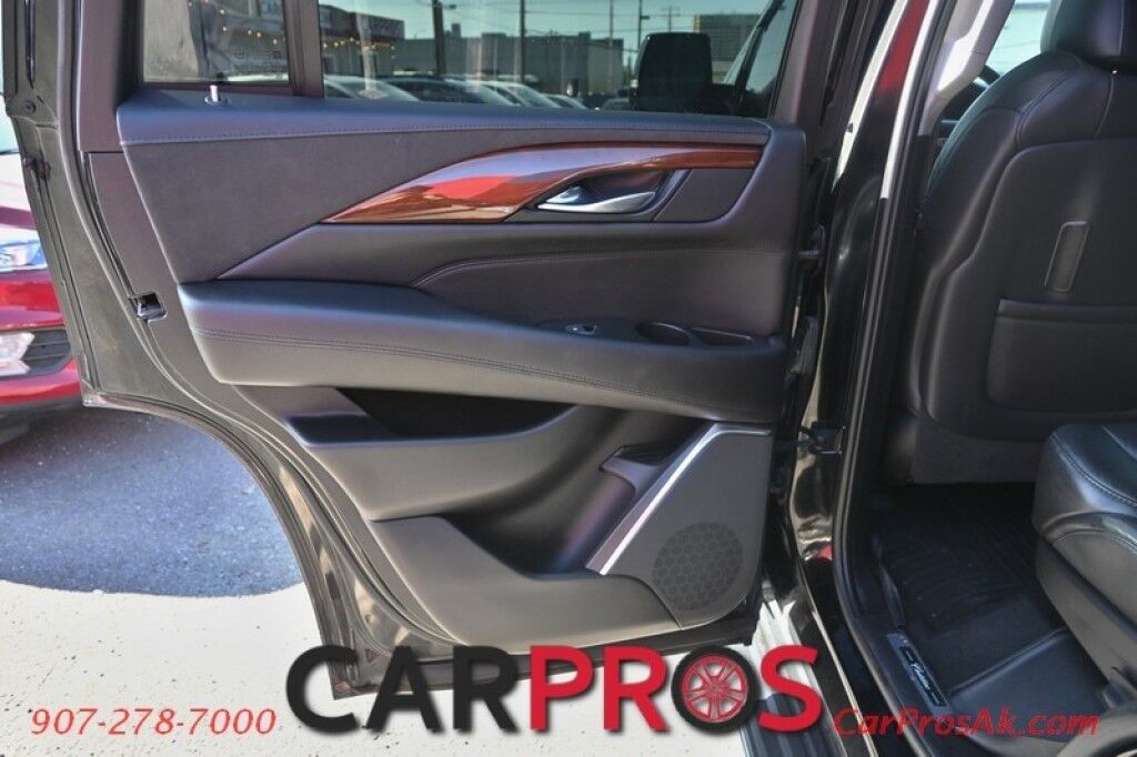 2018 Cadillac Escalade Luxury - 6.2L V8 - 4X4 - Heated & Cooled Leather Seats - 2nd Row Anchorage AK