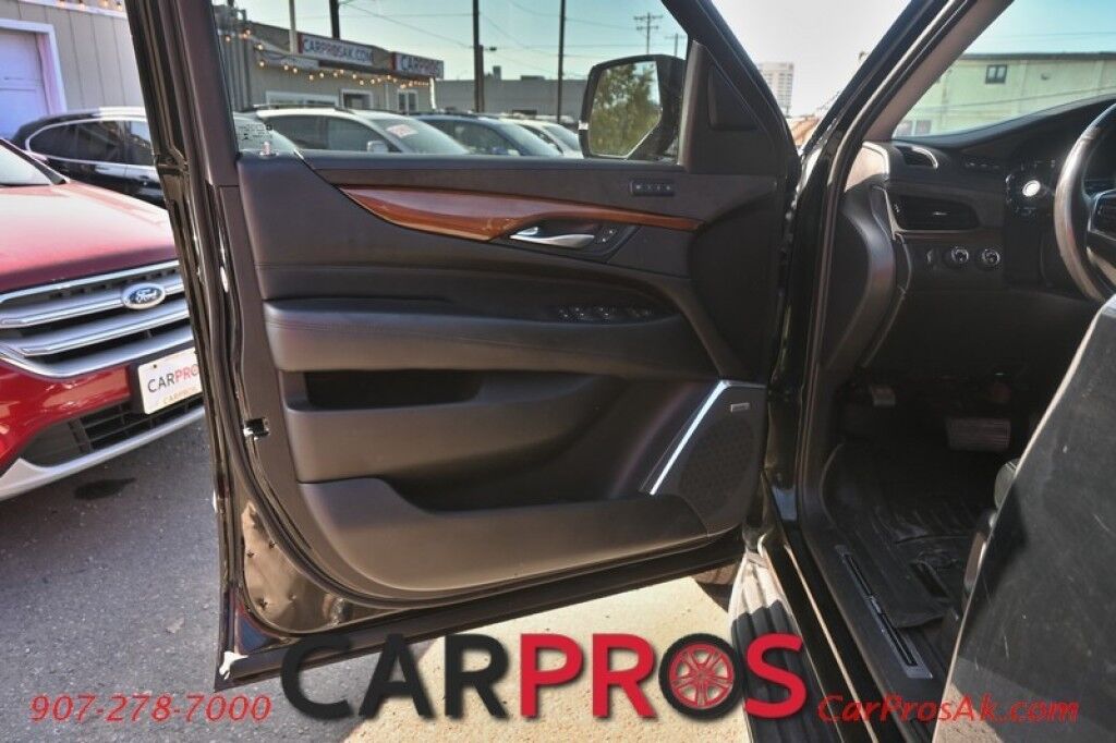 2018 Cadillac Escalade Luxury - 6.2L V8 - 4X4 - Heated & Cooled Leather Seats - 2nd Row Anchorage AK