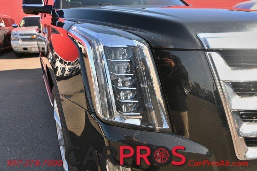 2018 Cadillac Escalade Luxury - 6.2L V8 - 4X4 - Heated & Cooled Leather Seats - 2nd Row Anchorage AK