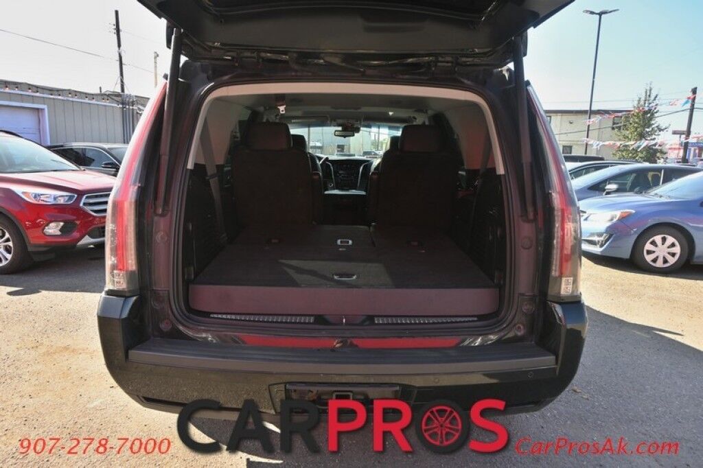 2018 Cadillac Escalade Luxury - 6.2L V8 - 4X4 - Heated & Cooled Leather Seats - 2nd Row Anchorage AK