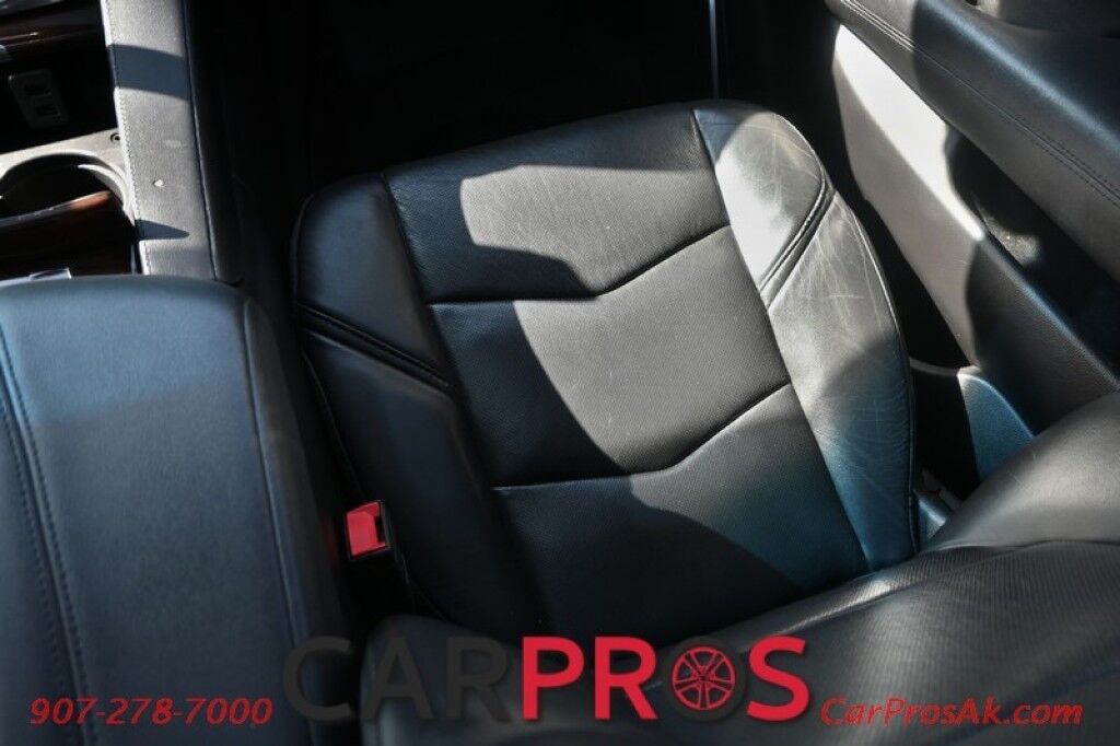 2018 Cadillac Escalade Luxury - 6.2L V8 - 4X4 - Heated & Cooled Leather Seats - 2nd Row Heated Seats - Heated Steering Wheel - 3rd Row - Seats 7 - Remote Start - Bose Sound System - HUD - NAV - Bluetooth - 360 Backup Camera - Sunroof - Tow Pkg Anchorage AK