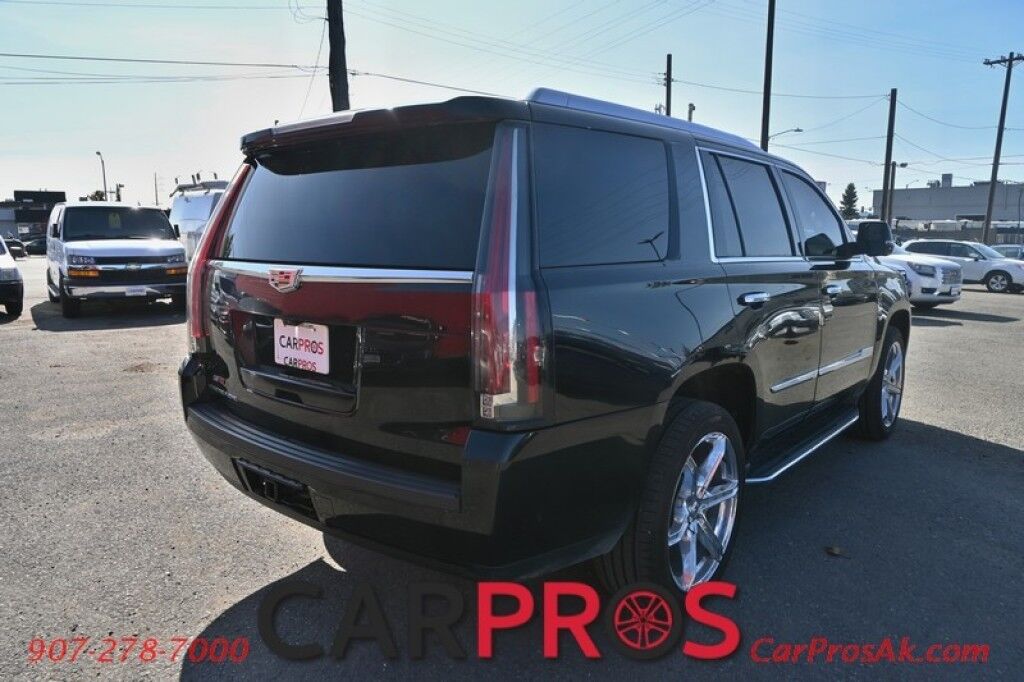 2018 Cadillac Escalade Luxury - 6.2L V8 - 4X4 - Heated & Cooled Leather Seats - 2nd Row Heated Seats - Heated Steering Wheel - 3rd Row - Seats 7 - Remote Start - Bose Sound System - HUD - NAV - Bluetooth - 360 Backup Camera - Sunroof - Tow Pkg Anchorage AK