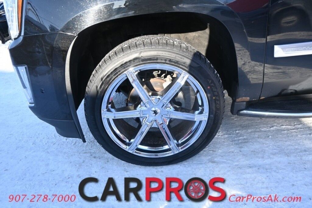 2018 Cadillac Escalade Luxury - 6.2L V8 - 4X4 - Heated & Cooled Leather Seats - 2nd Row Heated Seats - Heated Steering Wheel - 3rd Row - Seats 7 - Remote Start - Bose Sound System - HUD - NAV - Bluetooth - 360 Backup Camera - Sunroof - Tow Pkg Anchorage AK