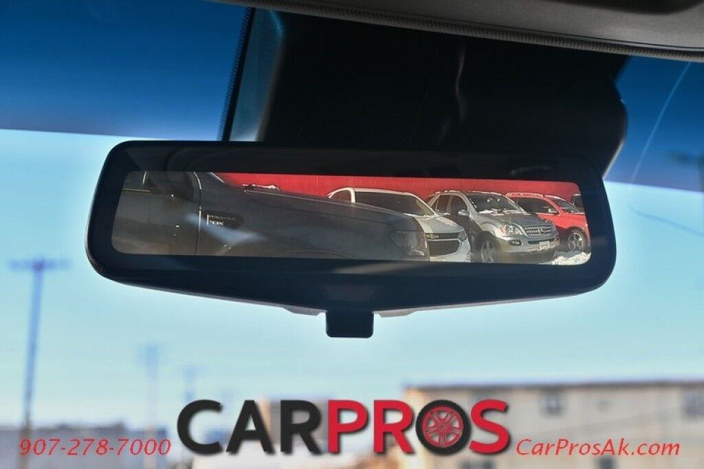 2018 Cadillac Escalade Luxury - 6.2L V8 - 4X4 - Heated & Cooled Leather Seats - 2nd Row Heated Seats - Heated Steering Wheel - 3rd Row - Seats 7 - Remote Start - Bose Sound System - HUD - NAV - Bluetooth - 360 Backup Camera - Sunroof - Tow Pkg Anchorage AK