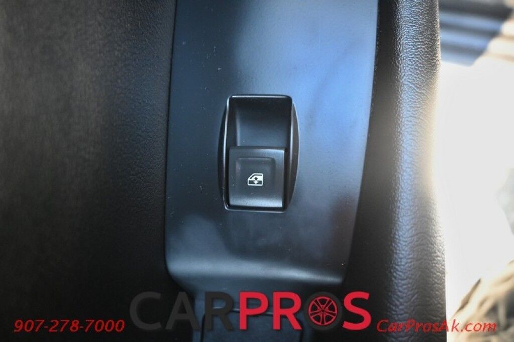 2018 Cadillac Escalade Luxury - 6.2L V8 - 4X4 - Heated & Cooled Leather Seats - 2nd Row Heated Seats - Heated Steering Wheel - 3rd Row - Seats 7 - Remote Start - Bose Sound System - HUD - NAV - Bluetooth - 360 Backup Camera - Sunroof - Tow Pkg Anchorage AK