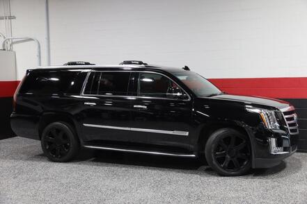 2018_Cadillac_Escalade_Luxury 4Wd 4dr Suv_ Chicago IL
