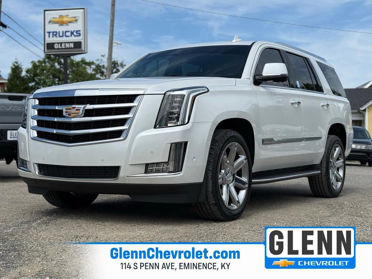 2018 Cadillac Escalade AWD Luxury's photo