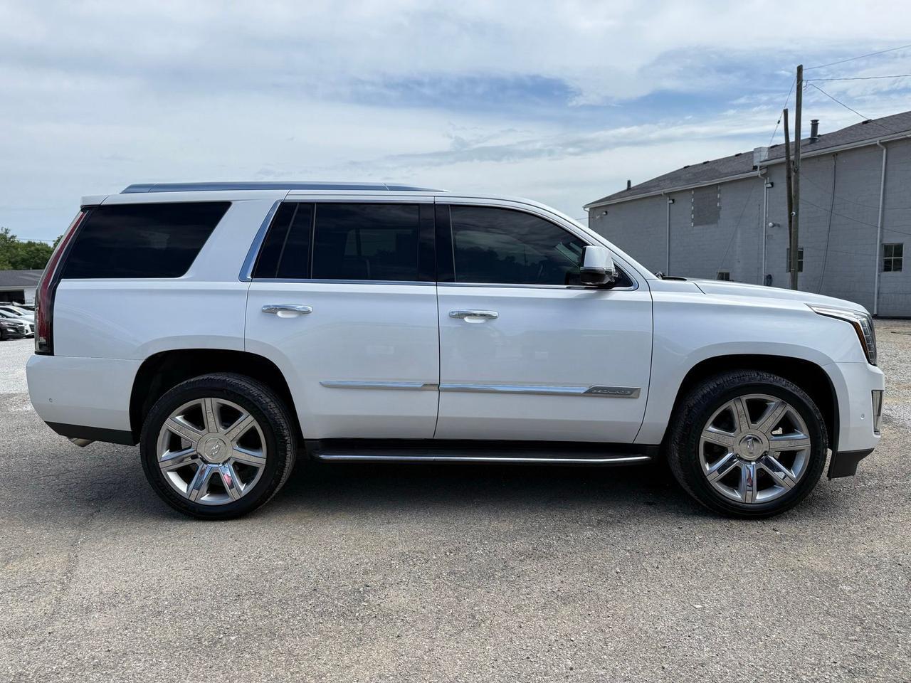 2018 Cadillac Escalade Luxury Crestwood KY