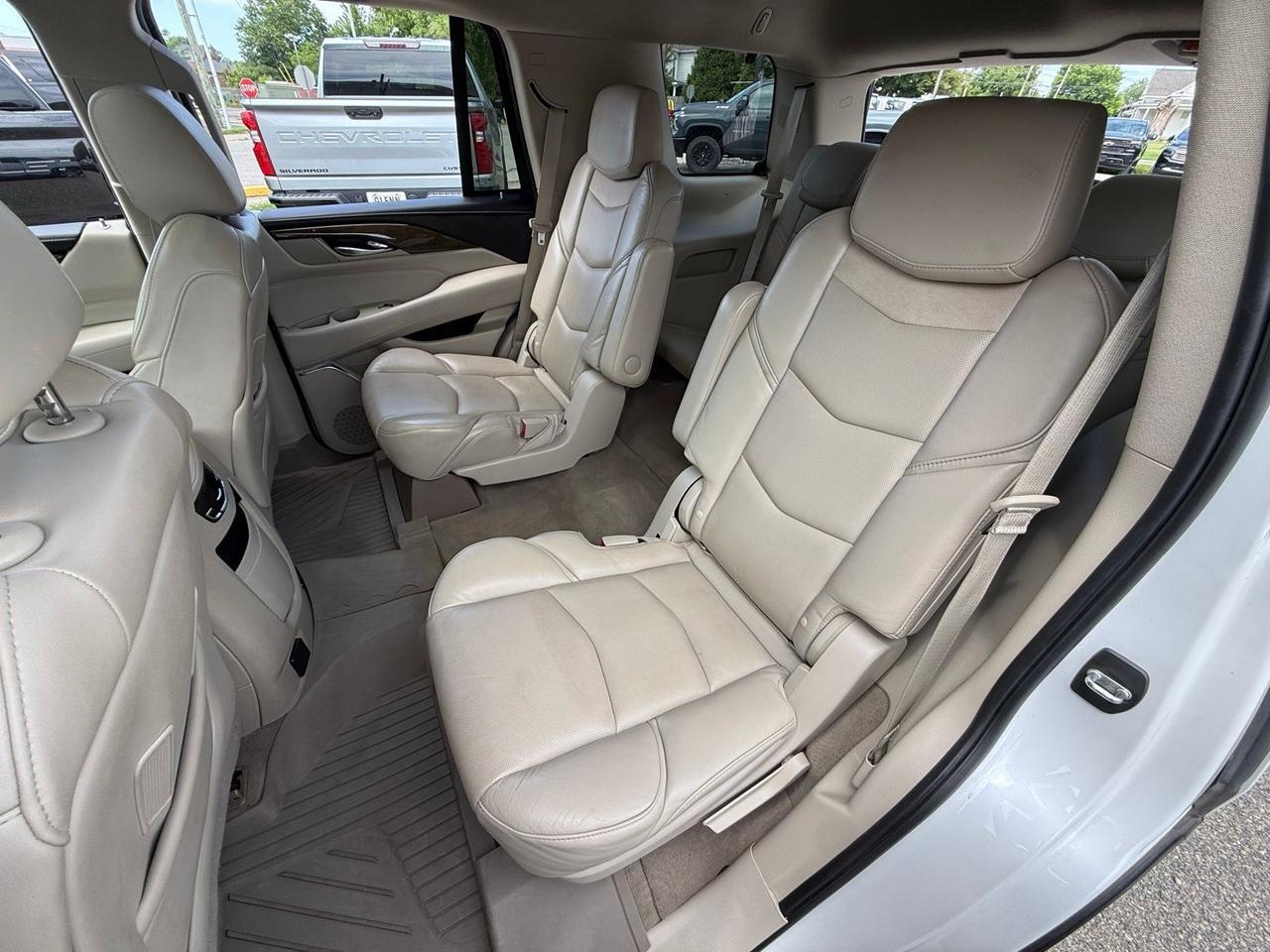 2018 Cadillac Escalade Luxury Crestwood KY