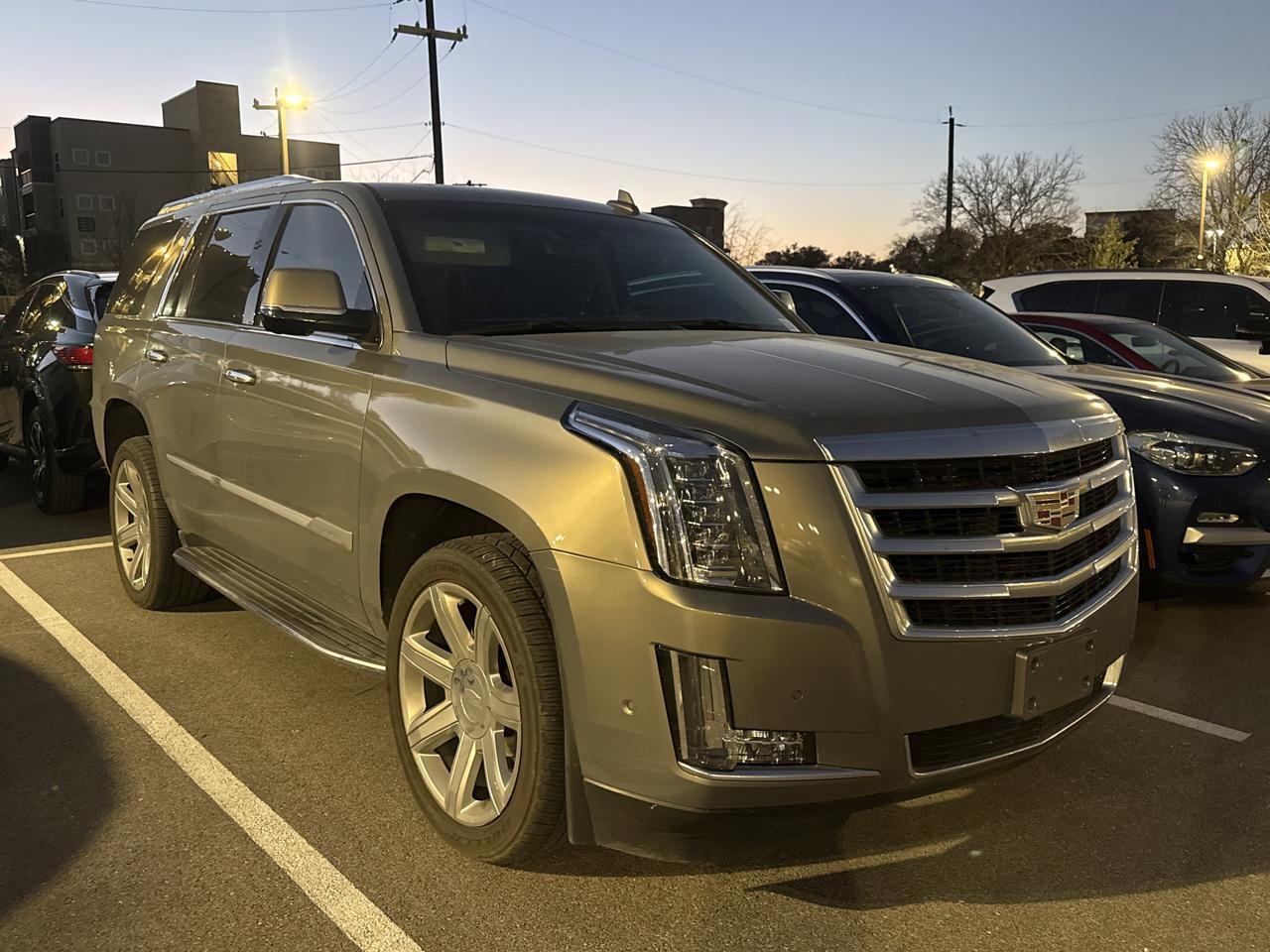 2018 Cadillac Escalade Luxury