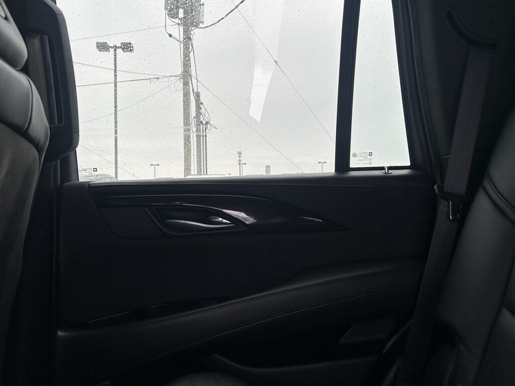 2018 Cadillac Escalade Platinum Edition Crestwood KY