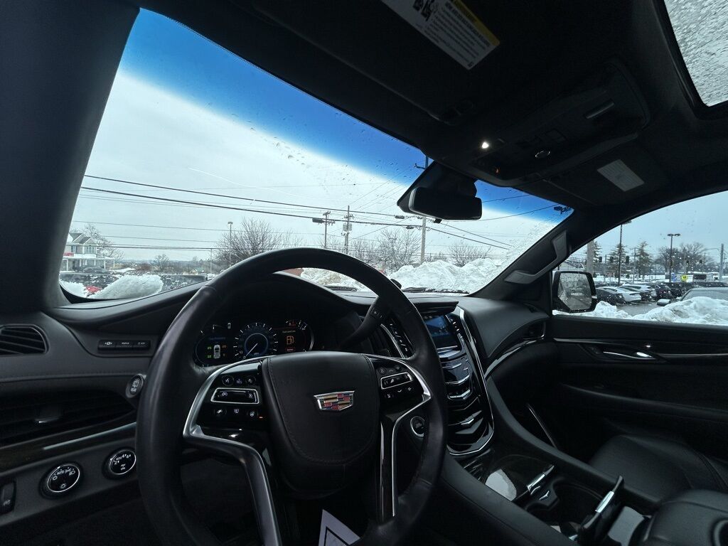 2018 Cadillac Escalade Platinum Edition Crestwood KY