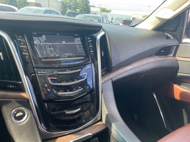 2018 Cadillac Escalade Premium Luxury Cleveland OH